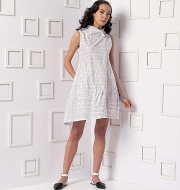 wird aussortiert: Schnittmuster Vogue 9112 ausgefallenes Designerkleid Gr. 32-52