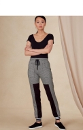 wird aussortiert: Schnittmuster Vogue 1828 legere Bequemhose Gr. 32-50