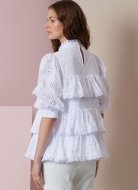 wird aussortiert: Schnittmuster verspieltes Blusenshirt Vogue 2011 Gr. 34-52