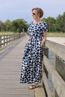 dresses for women sewing pattern fadenkaefer 1000-109 average to sew