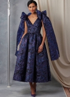 Schnittmuster extravagantes Damenkleid mit Schleifenträgern Vogue 2048 Gr. 32-50