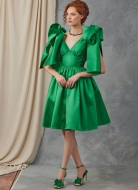Schnittmuster extravagantes Damenkleid mit Schleifenträgern Vogue 2048 Gr. 32-50