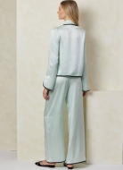 Schnittmuster edler Damen-Pyjama mit Posamenten-Verschlüssen Vogue 2099 Gr. 30-52