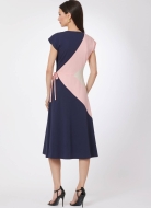 Schnittmuster hübsches Damenkleid mit verschiedenen Farb-Einsätzen Vogue 2100 Gr. 32-48