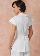 Schnittmuster sommerlicher Damenanzug mit asymmetrischem, kurzärmeligem Jackett Vogue 2117 Gr. 34-52