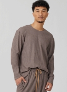 Modeldrawing of sewing pattern McCalls 8616 for more...