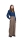 Modell trägt eine klassische Damenhose mit Bügelfalte genäht nach dem Schnittmuster 5621 von Burda