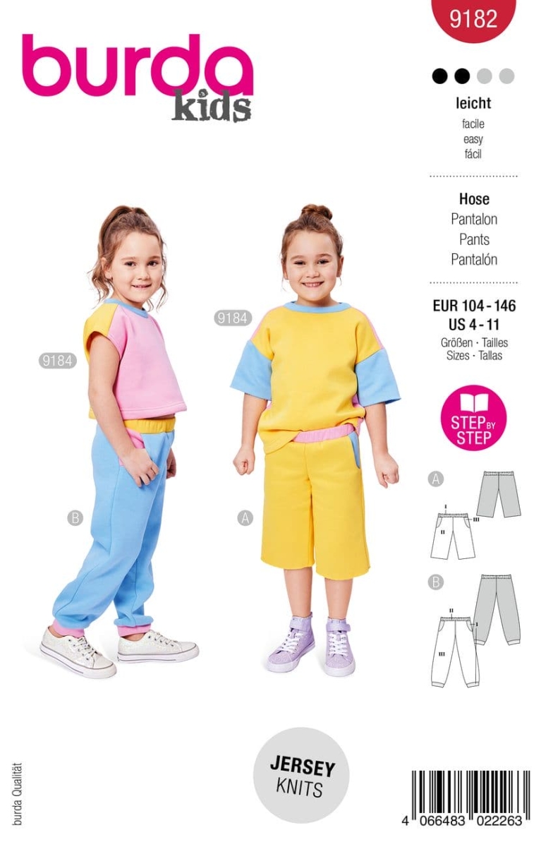 Schnittmusterhülle zeigt eine praktische Kinderhose in zwei Längen für 9182 von Burda