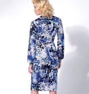 wird aussortiert: Schnittmuster Vogue 8825 Damenkleid und Tunika Gr. 34-50