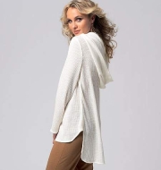 wird aussortiert: Schnittmuster Vogue 8854 Tunikashirt, Hoodie Gr. 32-40