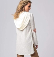 wird aussortiert: Schnittmuster Vogue 8854 Tunikashirt, Hoodie Gr. 32-40
